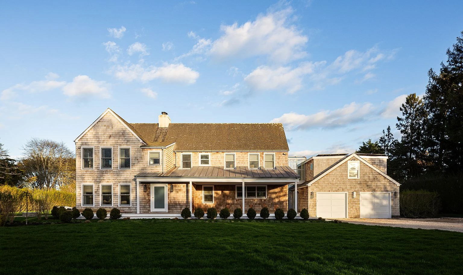 25 Jobs Ln, Bridgehampton, NY 11932 listing photo