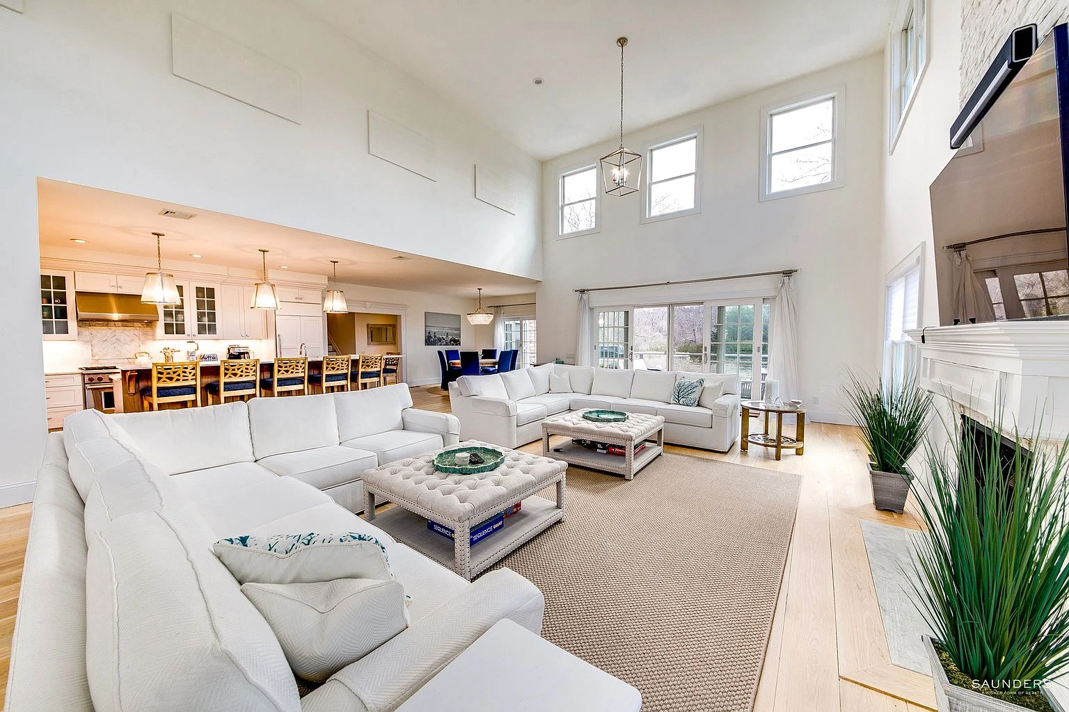 11 Beech Hollow Ct, Montauk, NY 11954 listing photo