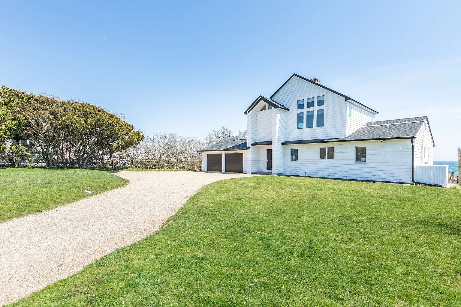 5 Ocean View Ter, Montauk, NY 11954 listing photo