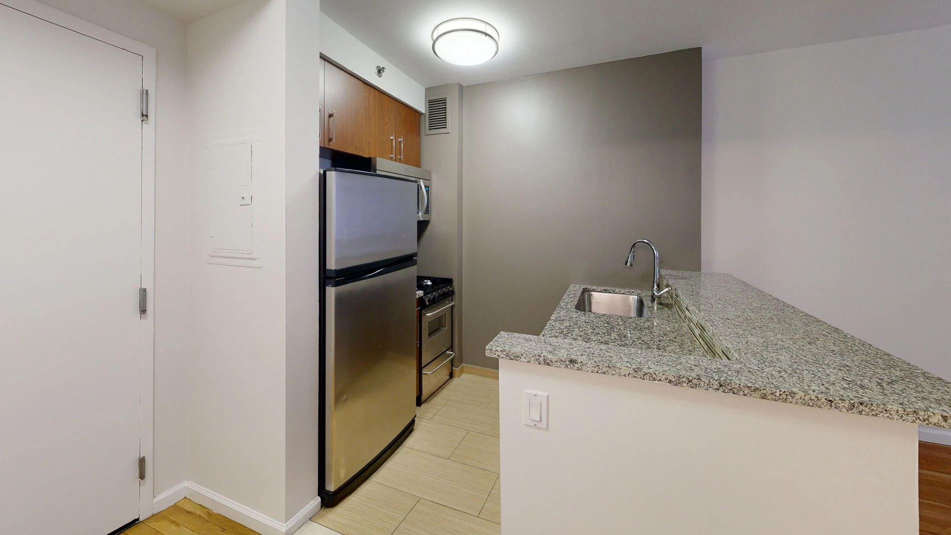 120 W. 21st #318, New York, NY 10011 listing photo