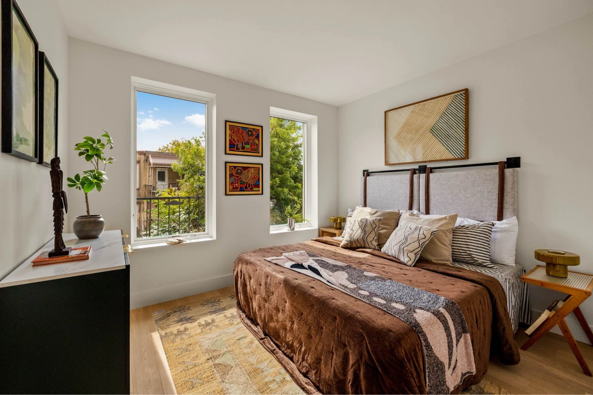 Bedroom with windows beside the bed at 60-64 Catalpa Avenue #2A