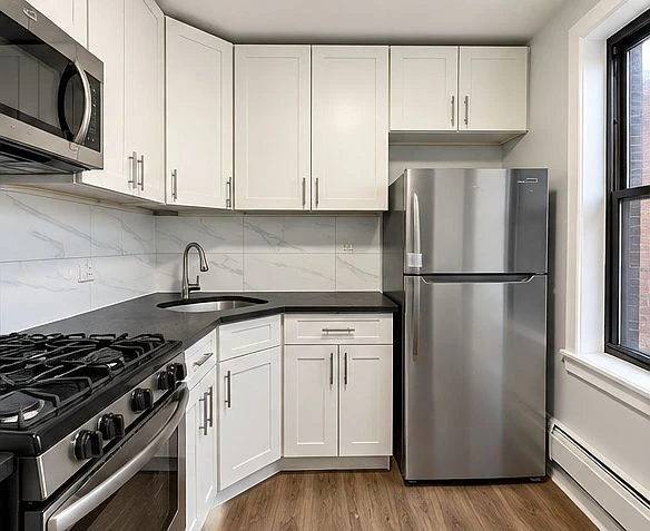 1711 Zerega Ave #2F, Bronx, NY 10462 listing photo