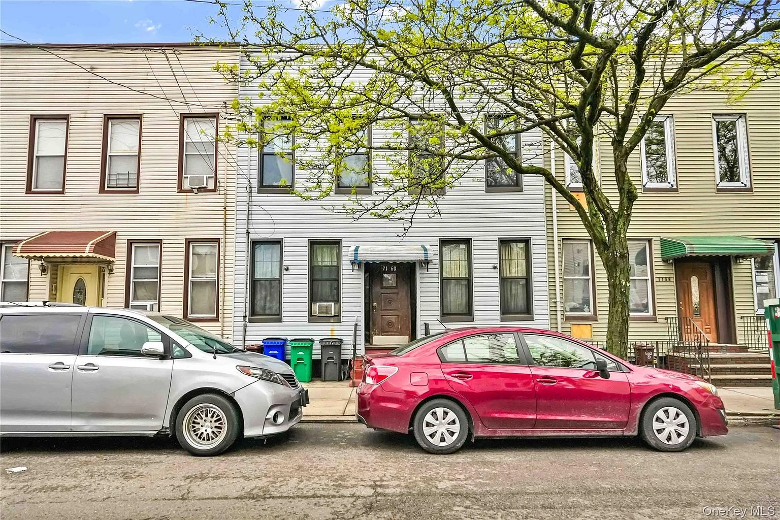 71-60 69th Pl #1L, Queens, NY 11385 listing photo