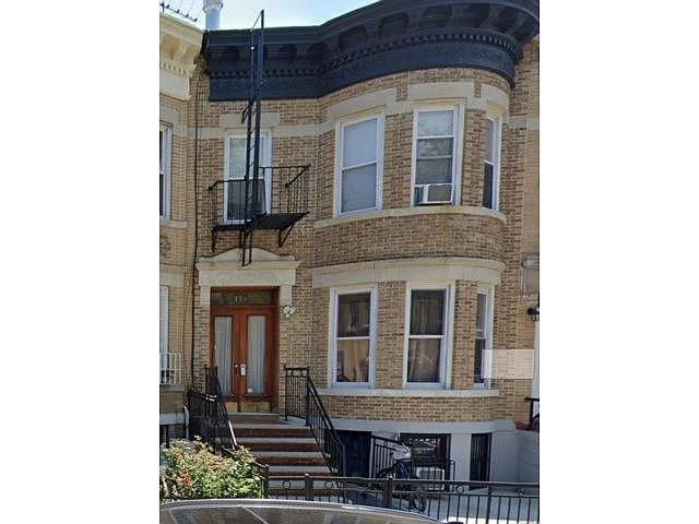 199 Bay 20th St APT 1, Brooklyn, NY 11214 listing photo