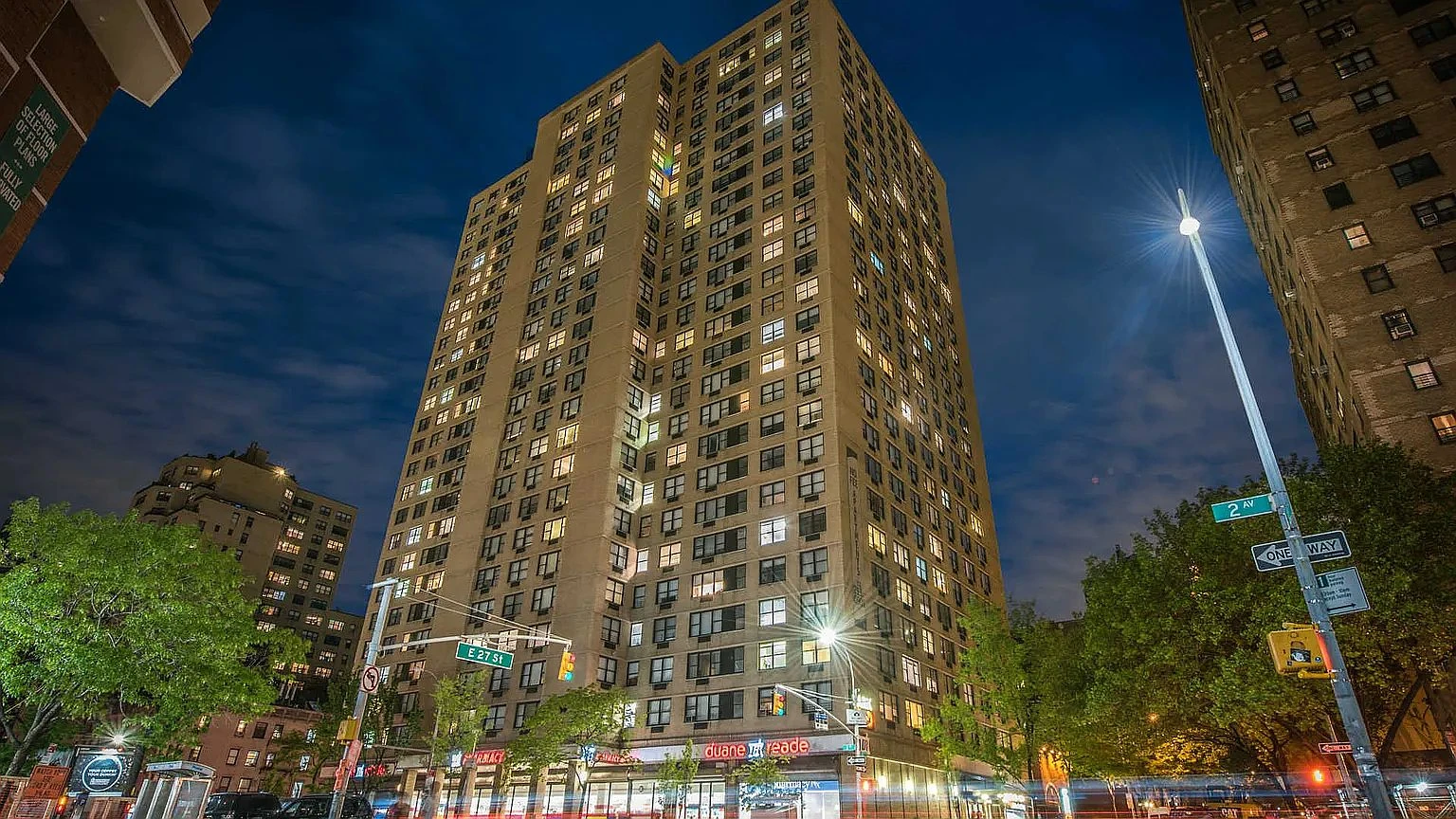 240 E 27th St APT 19E, New York, NY 10016 listing photo
