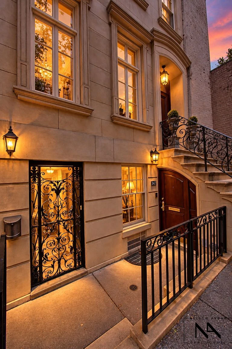 447 E 84th St #1, New York, NY 10028 listing photo