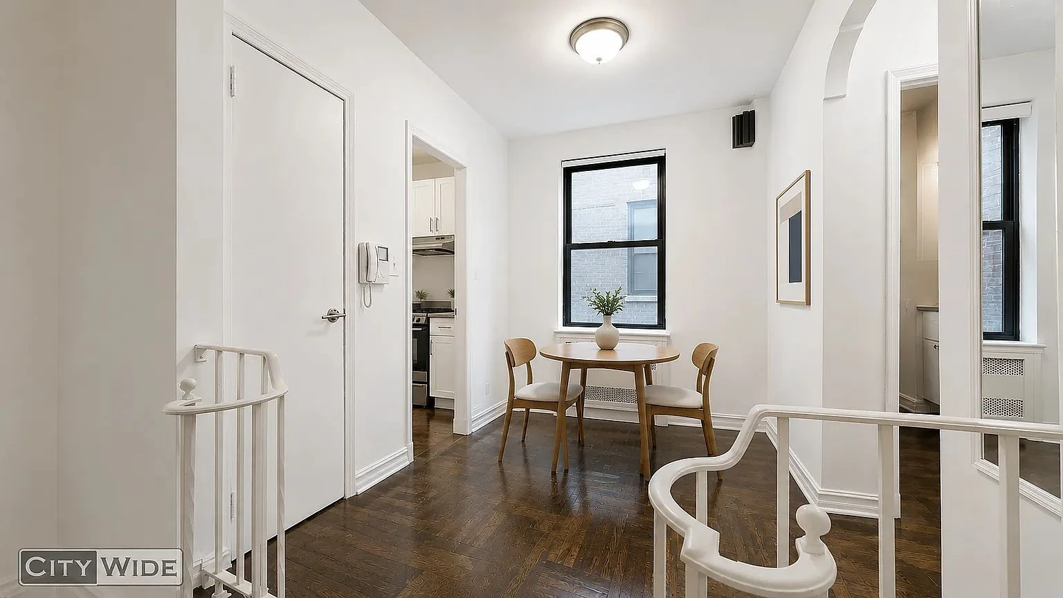 315 W 21st St APT 4E, New York, NY 10011 listing photo