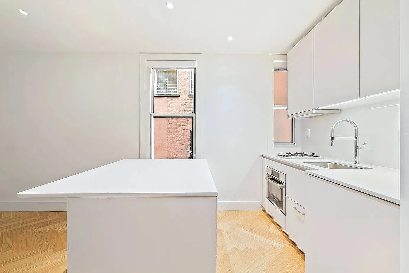 225 W 23rd St #2254R, New York, NY 10011 listing photo