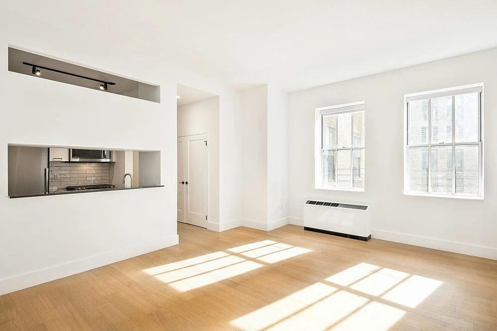 67 Wall St APT 13I, New York, NY 10005 listing photo