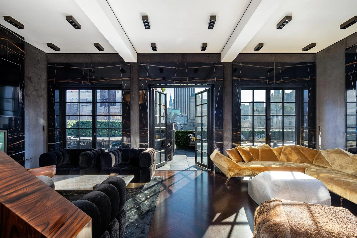 11 East 68th Street #PHW, New York, NY 10065 listing photo